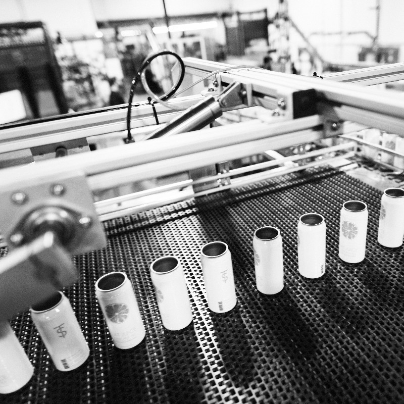 Ska Fab | Sistema de Repaletización Automática de Latas