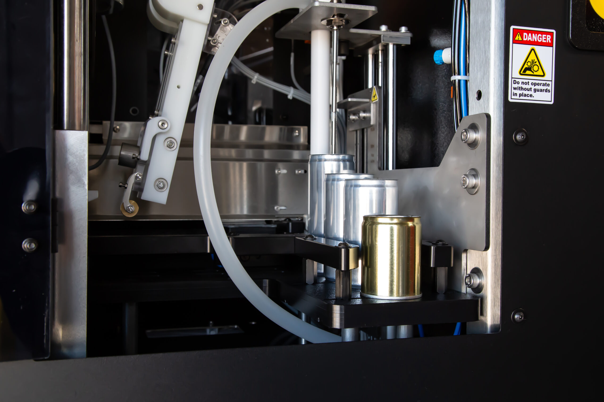 Gosling Spirit™ Enlatadora para Destilados y RTD de 100ml