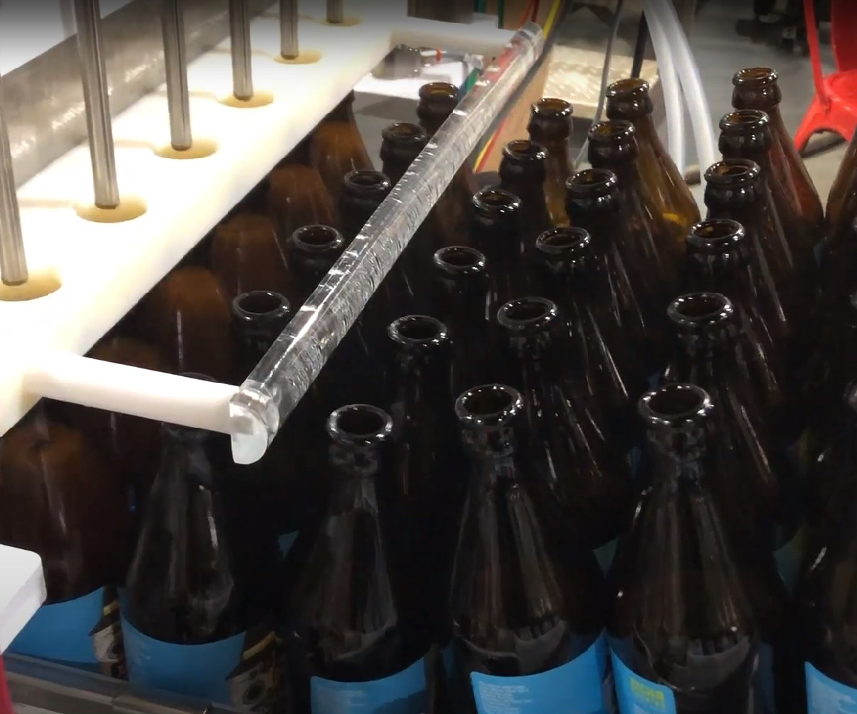 Embotelladora Meheen - Llenadora neumática automática