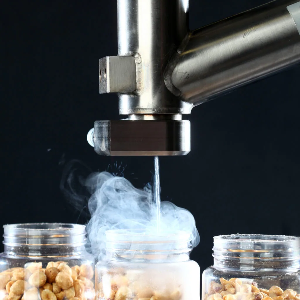 Equipo para agregar Nitrógeno Líquido en Botellas y Envases